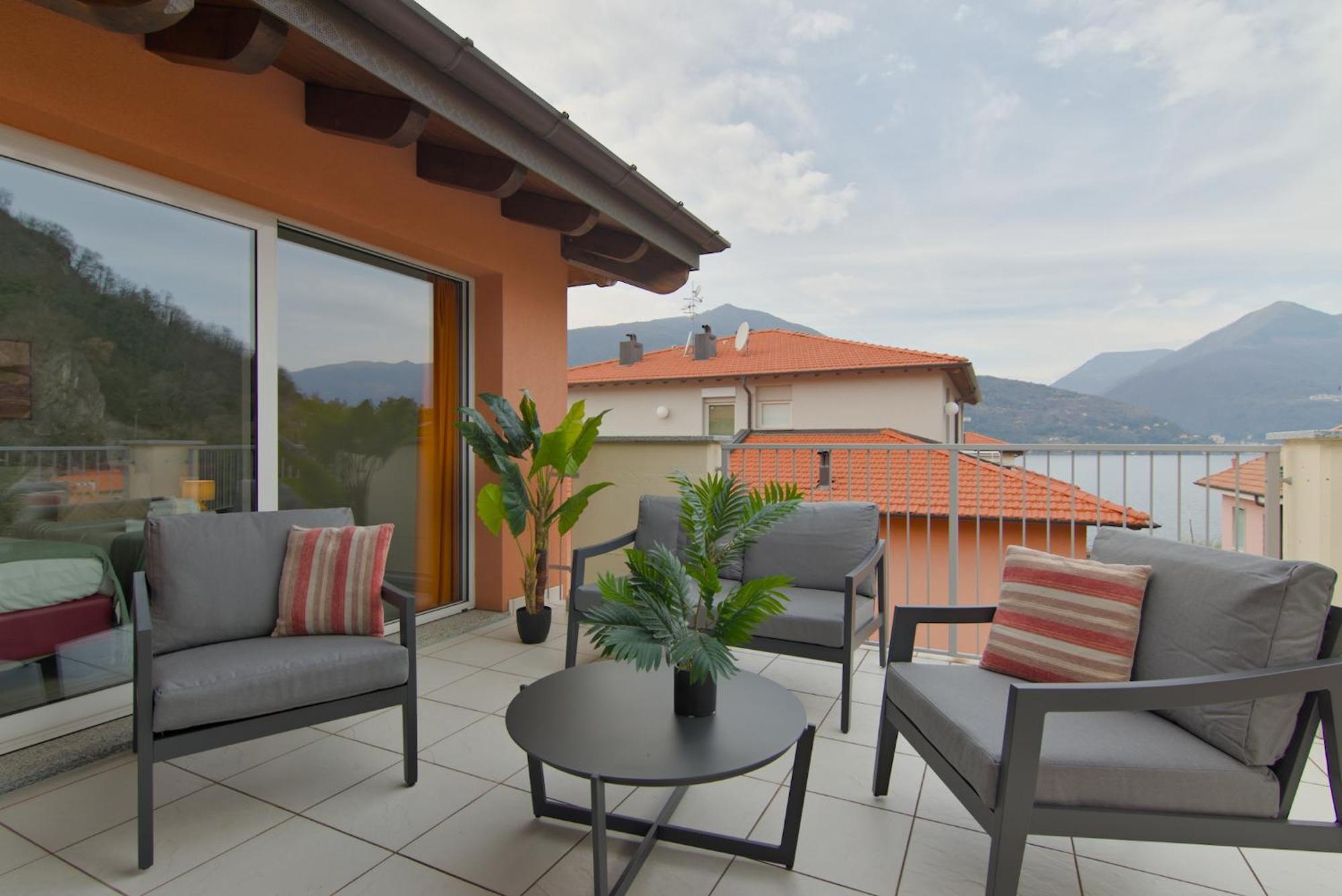 Golfo Gabella Lake Resort Maccagno Exterior foto